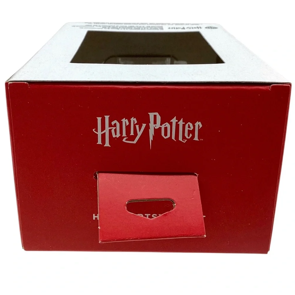 Hallmark Harry Potter “Hogwarts Crest” Christmas Ornament (NWT)
